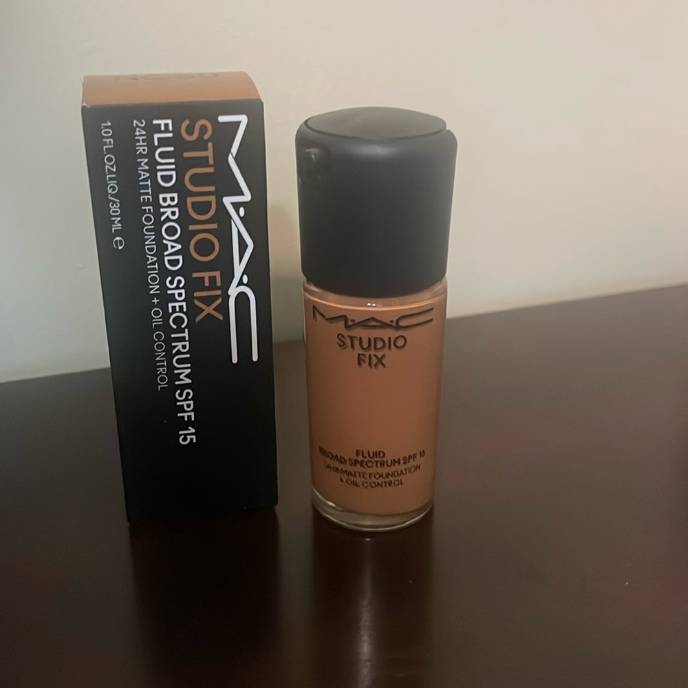 Studio Fix Fluid